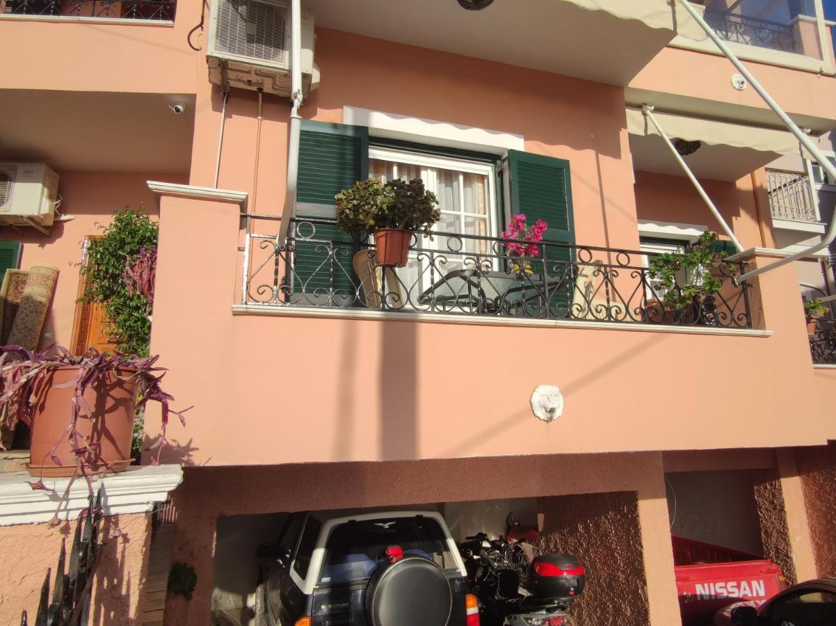 Marios Apartment Lákones Exterior foto